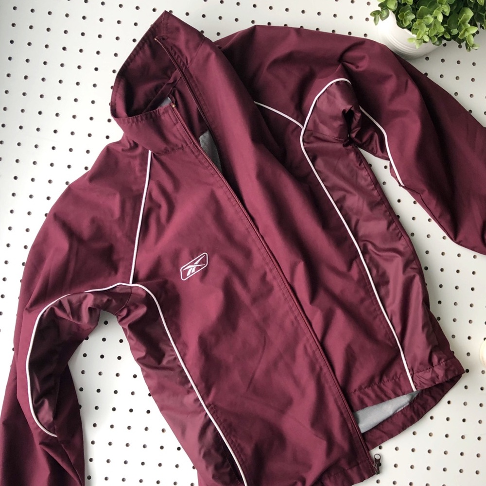 XL REEBOK warm up jacket maroon & white zip coat